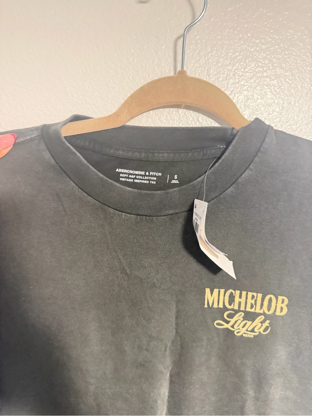 Abercrombie & Fitch Black Short-Sleeve 'Michelob Light' Graphic Tee
